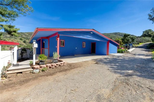 28181 Hidea Way, Silverado Canyon, CA 92676