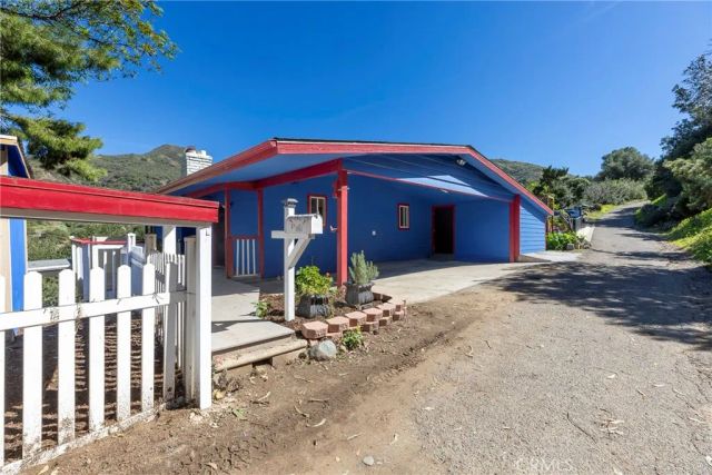 28181 Hidea Way, Silverado Canyon, CA 92676