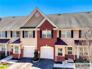 20 Andrews Way, Piscataway, NJ 08854