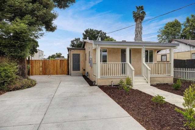 22842 Myrtle Street, Hayward, CA 94541