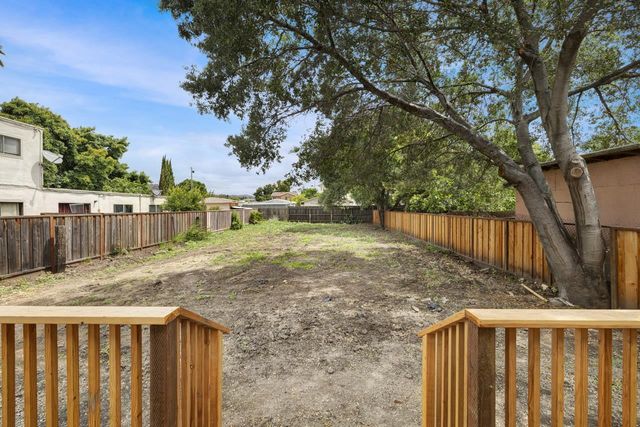 22842 Myrtle Street, Hayward, CA 94541