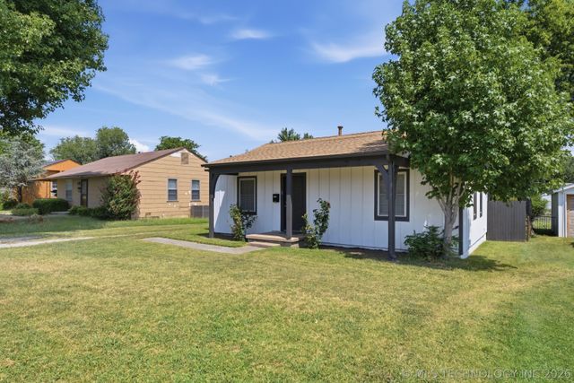 4821 E Latimer Street, Tulsa, OK 74115