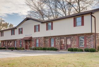 930 S Water Ave Apt 5, Gallatin, TN 37066