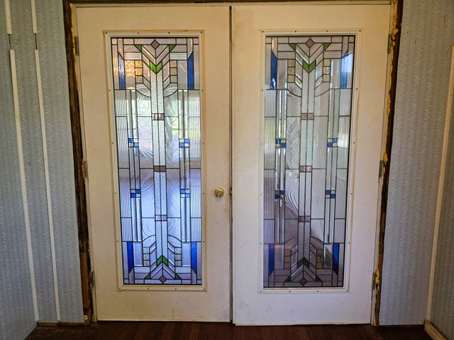 122 W Lake St, Camden, TN 38320