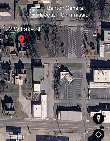 122 W Lake St, Camden, TN 38320