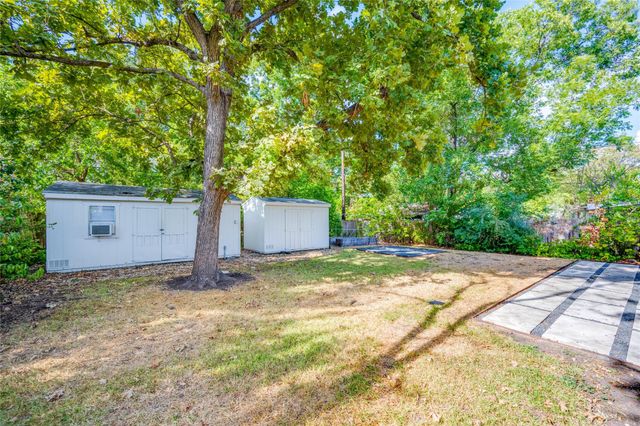 2516 Friar Tuck LN, Austin, TX 78704