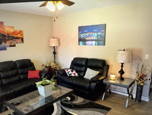 202 Elliott Way, Decherd, TN 37324