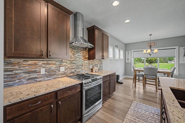4002 NE Bellagio Circle, Ankeny, IA 50021