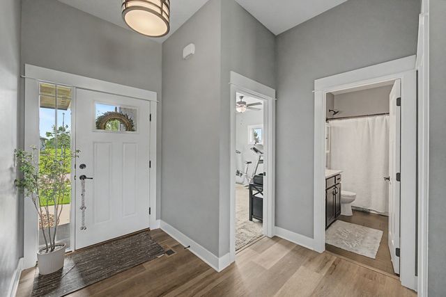 4002 NE Bellagio Circle, Ankeny, IA 50021