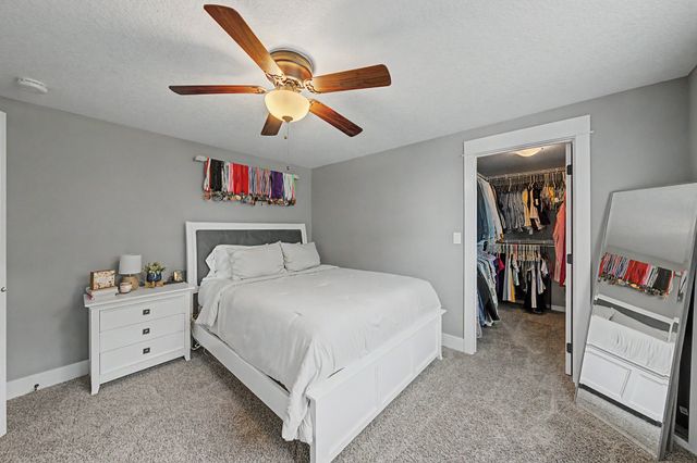 4002 NE Bellagio Circle, Ankeny, IA 50021