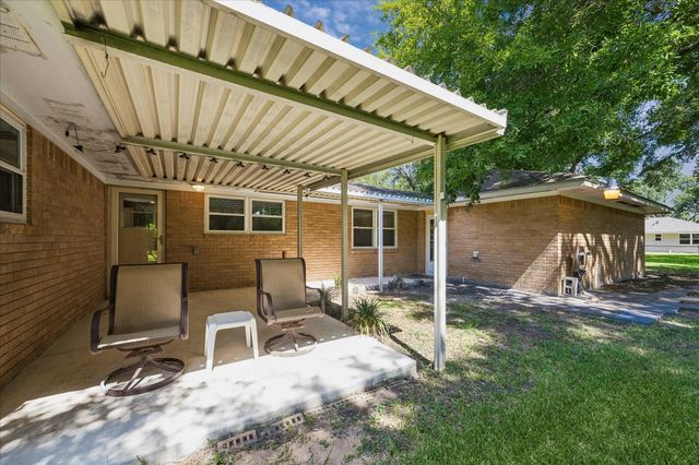 12511 Britt Road, Pearland, TX 77584
