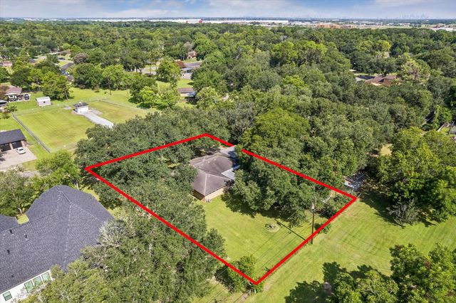 12511 Britt Road, Pearland, TX 77584