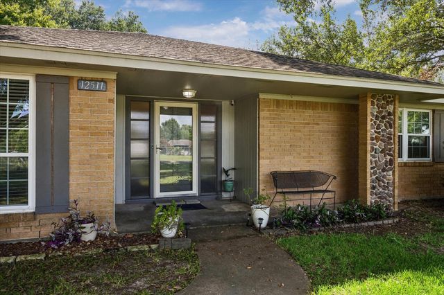 12511 Britt Road, Pearland, TX 77584