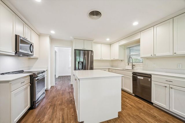 12511 Britt Road, Pearland, TX 77584