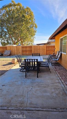 13367 Apple Blossom Lane, Apple Valley, CA 92308