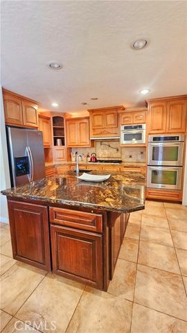 13367 Apple Blossom Lane, Apple Valley, CA 92308