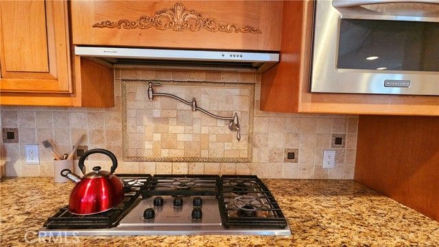 13367 Apple Blossom Lane, Apple Valley, CA 92308