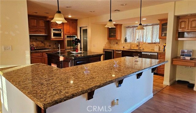 13367 Apple Blossom Lane, Apple Valley, CA 92308