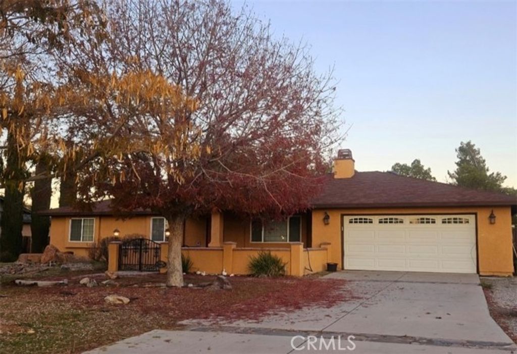 13367 Apple Blossom Lane, Apple Valley, CA 92308