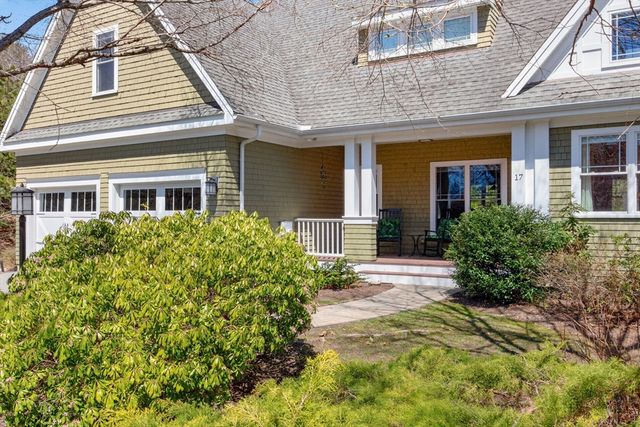 17 Shetland 17, Plymouth, MA 02360
