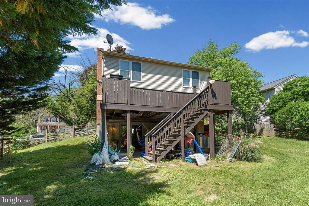 Image 37 of property listing at 2 TOPWOOD CT, Parkville, MD 21234