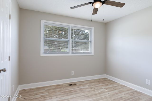 1002 Able Street, Elizabethtown, NC 28337