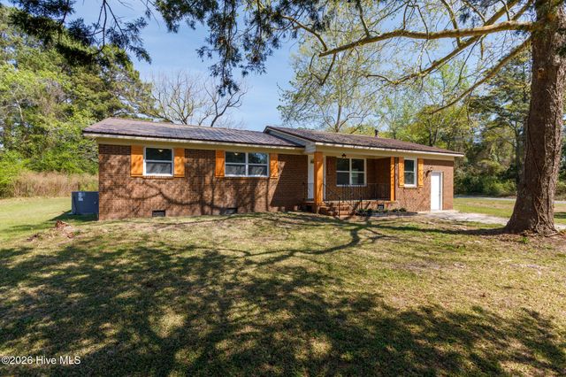 1002 Able Street, Elizabethtown, NC 28337