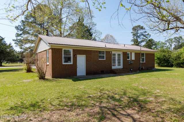 1002 Able Street, Elizabethtown, NC 28337