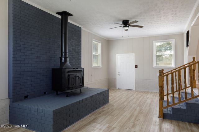 1002 Able Street, Elizabethtown, NC 28337