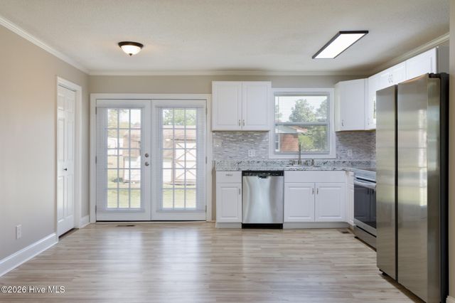 1002 Able Street, Elizabethtown, NC 28337