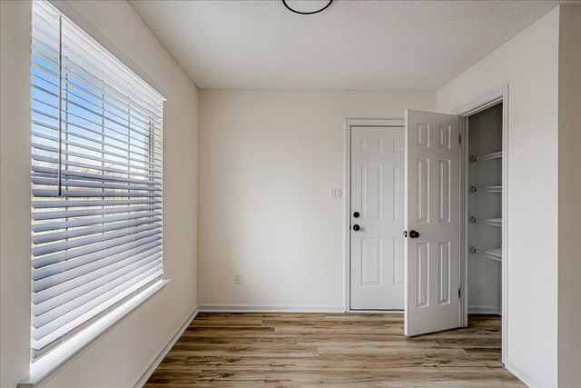 6864 LAGRANGE HILL RD, Cordova, TN 38018