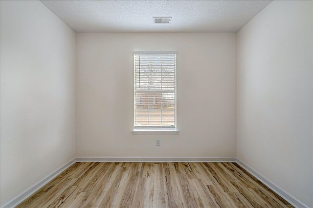 6864 LAGRANGE HILL RD, Cordova, TN 38018