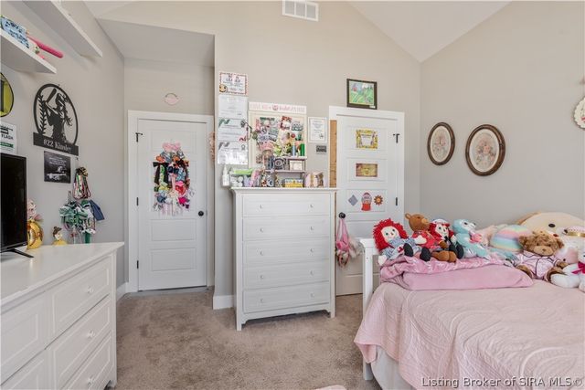 2048 Mary Ella Drive, Georgetown, IN 47122