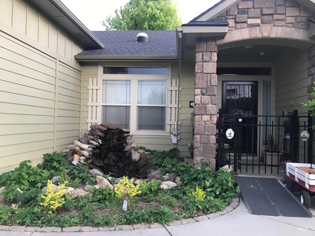 11595 W Carmichael, Boise, ID 83709 photo 1