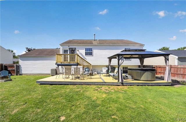 5732 Boulia Drive, Clay, NY 13041