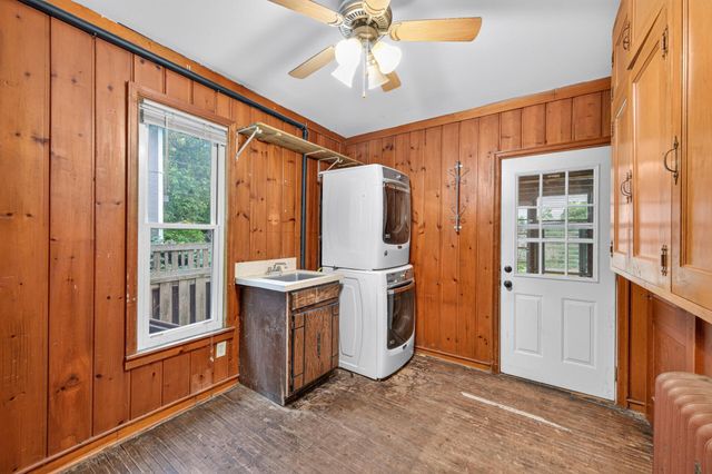 1729 Minnehaha Avenue W, Saint Paul, MN 55104