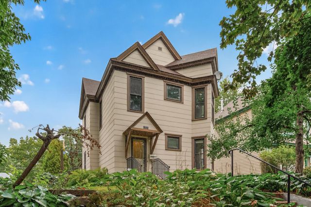 1729 Minnehaha Avenue W, Saint Paul, MN 55104
