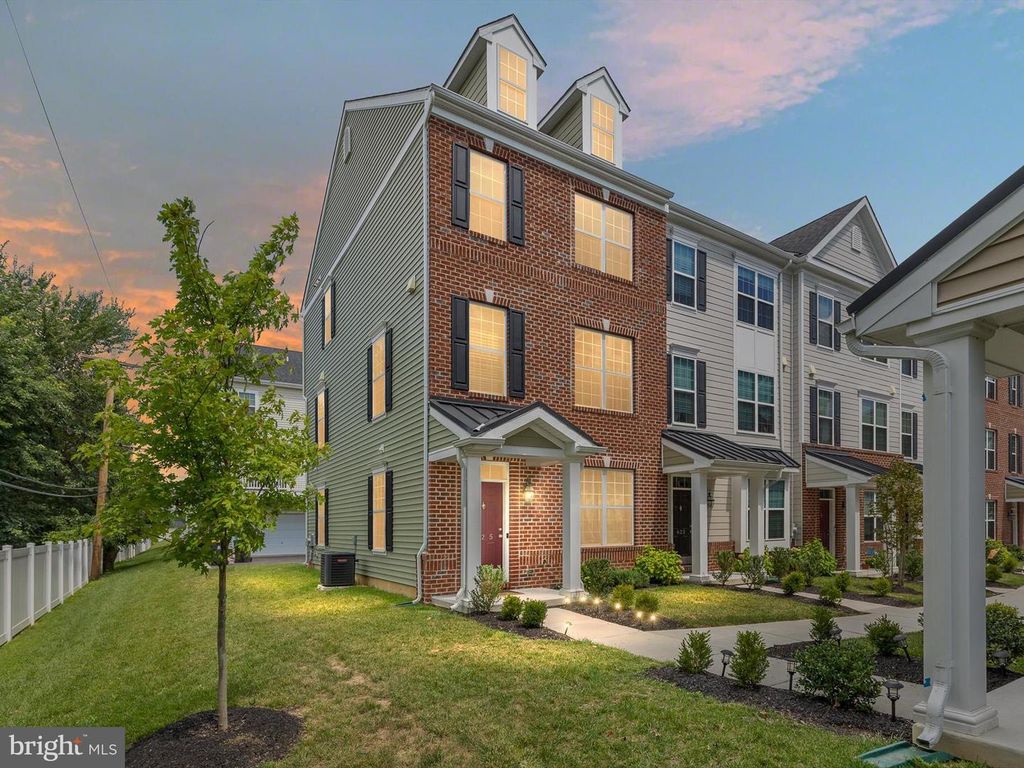 625 MCCOMB PL, Claymont, DE 19703