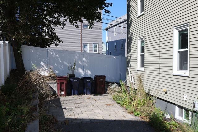 62 Lynn St, Everett, MA 02149