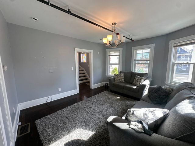 62 Lynn St, Everett, MA 02149