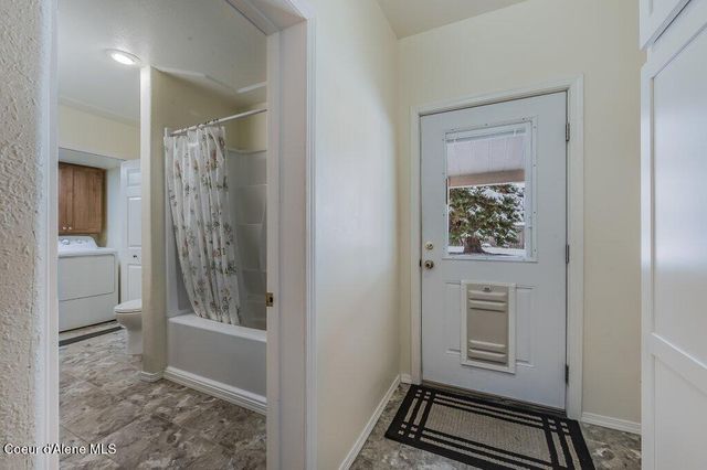 1515 N 6th ST, Coeur D'alene, ID 83814