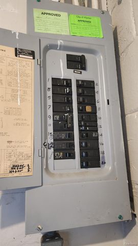 7542 Meadow Avenue, Warren, MI 48091