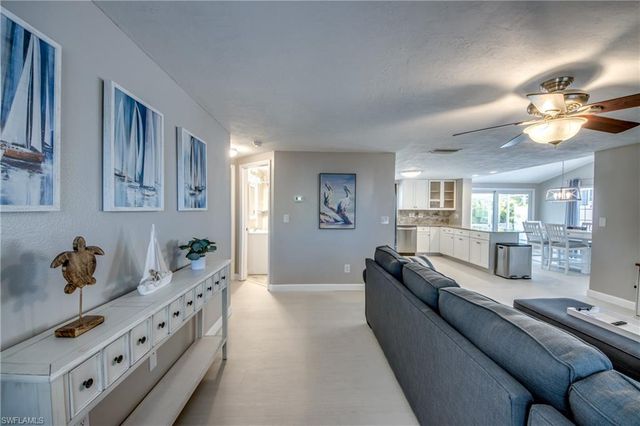 12262 Boat Shell DR, Matlacha Isles, FL 33991