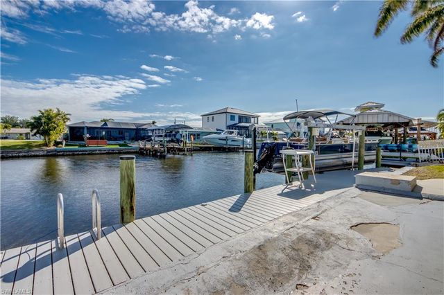 12262 Boat Shell DR, Matlacha Isles, FL 33991