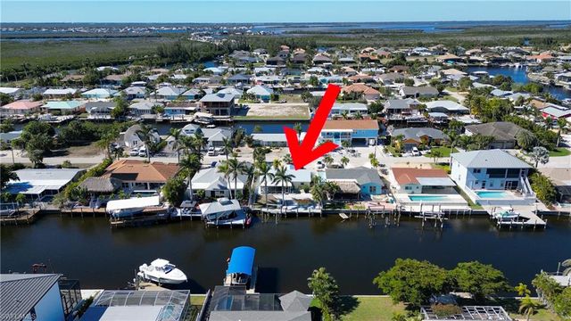 12262 Boat Shell DR, Matlacha Isles, FL 33991
