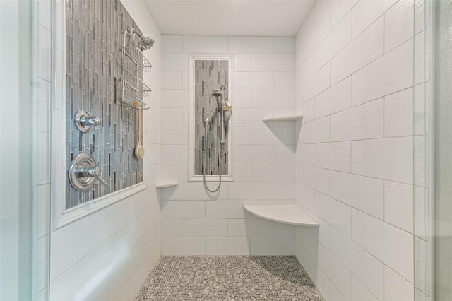 3319 Shadowcrest Lane, Spring, TX 77380