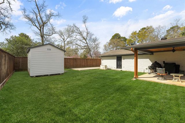 3319 Shadowcrest Lane, Spring, TX 77380