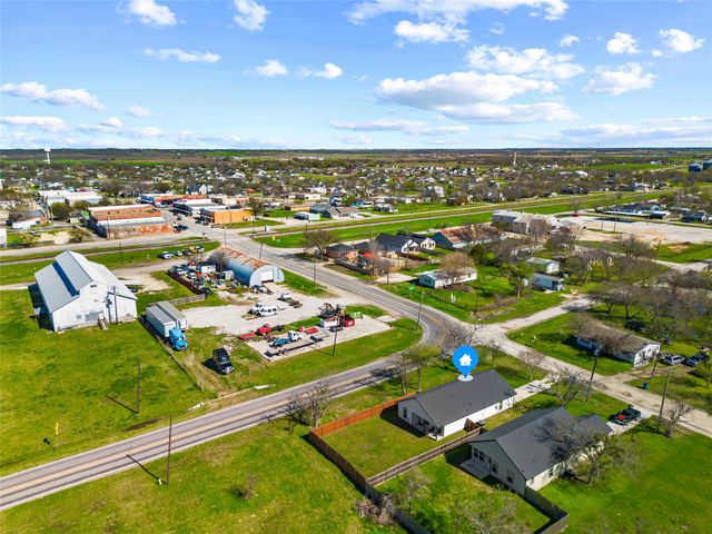 300 W Main Street, Itasca, TX 76055