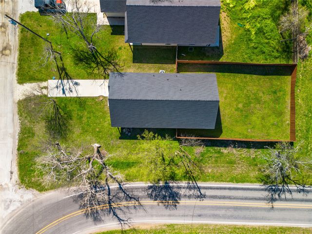 300 W Main Street, Itasca, TX 76055