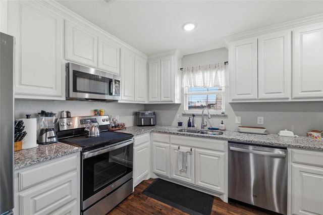 300 W Main Street, Itasca, TX 76055